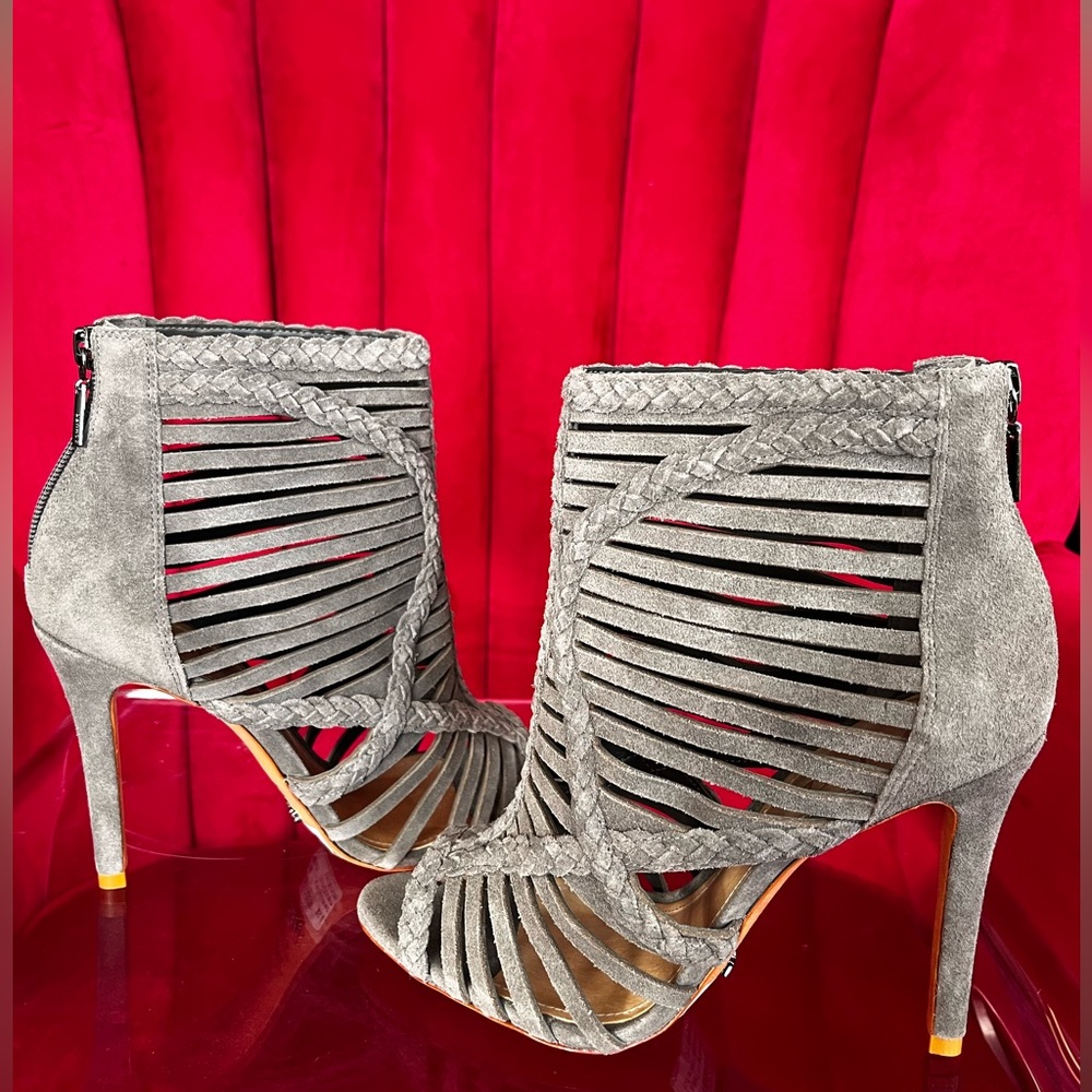 NWOB SCHULTZ Grey Real Suede Cutout Bootie